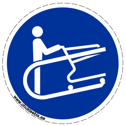 M060 - Kohustusmärk. ISO 7010.  Hoia kindlalt ostukäru käepidemest, eriti eskolaatorite või liikuvate kõnniteede kasutamisel